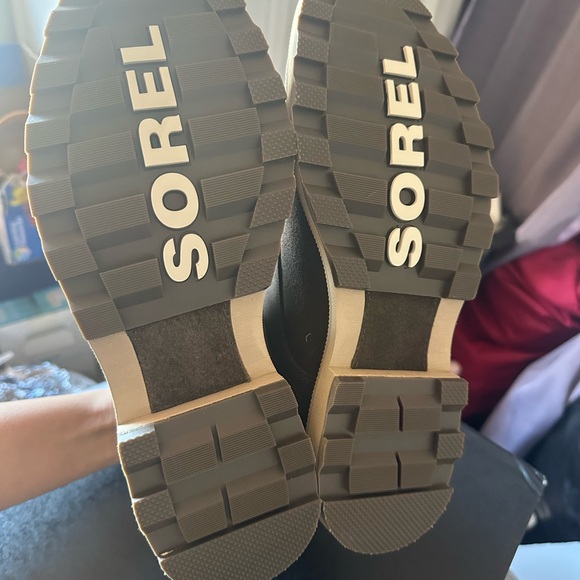 Beaut SOREL men’s boots size 10 perfect for any ocassion ocassion!! NEW!! - Picture 3 of 5